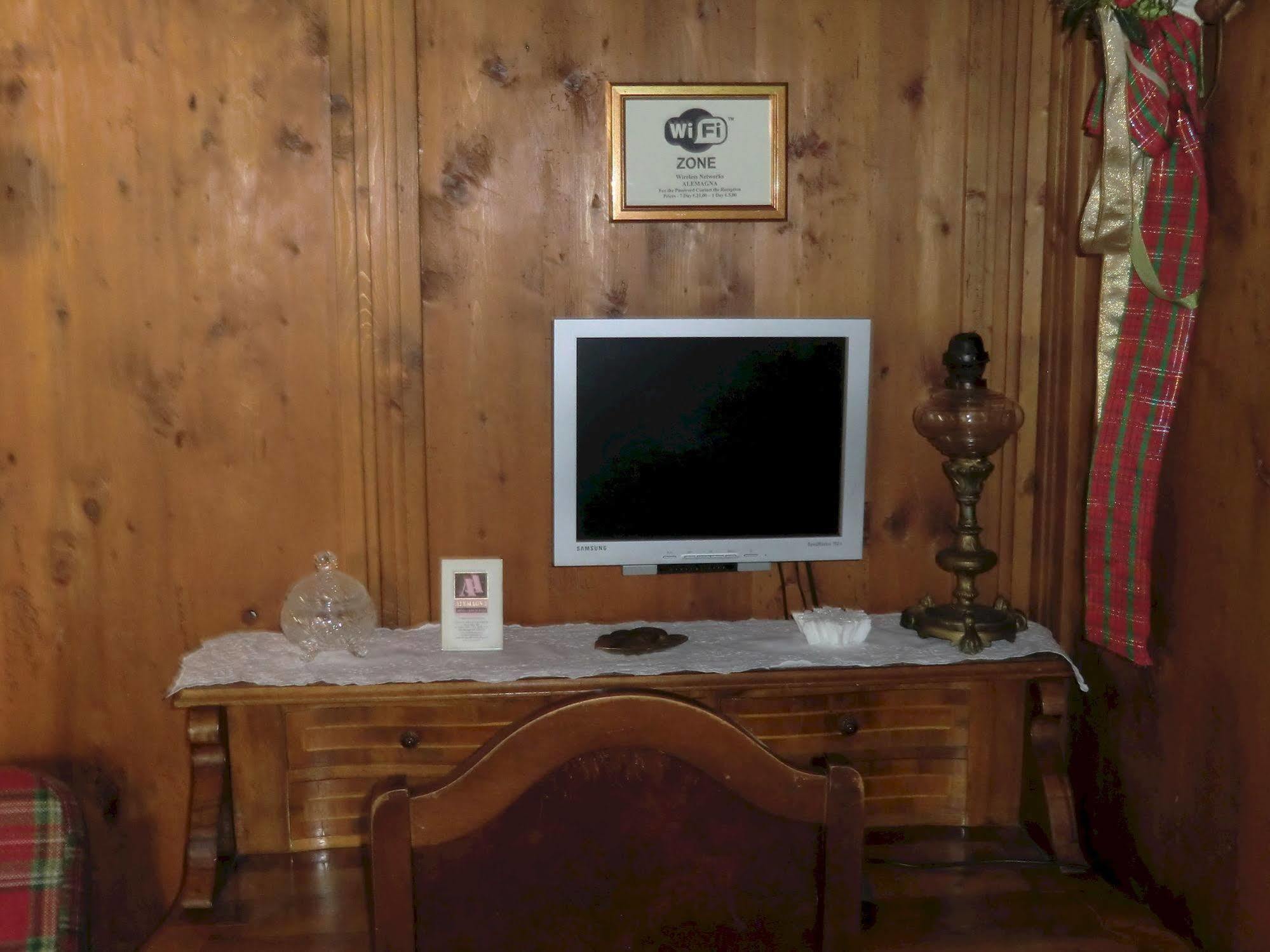 Hotel Alemagna San Vito di Cadore Luaran gambar